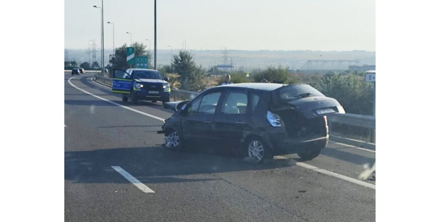 foto accident pe autostrada a4 spre ovidiu un autoturism a intrat in parapet soferul este ranit 68a2b3a4c6844