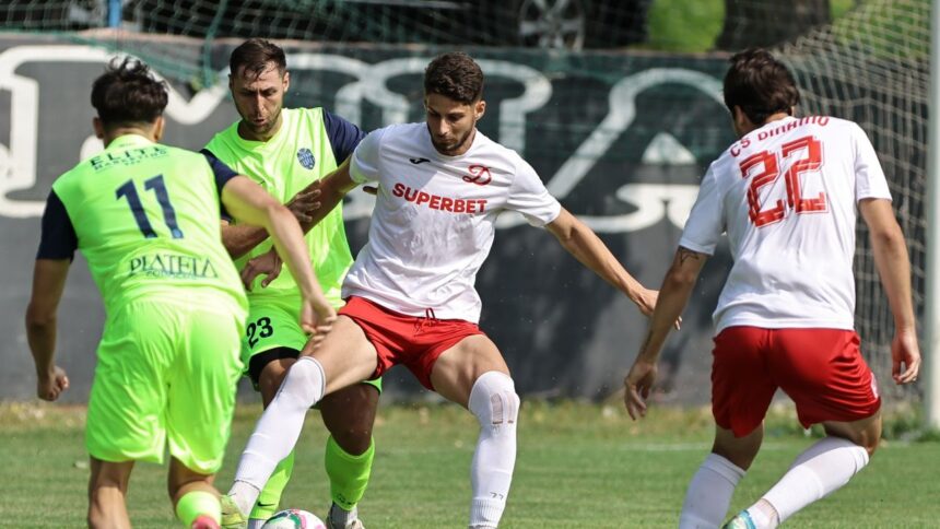 foto cocos vs cocos in etapa a doua din liga 2 cs dinamo la prima victorie in liga 2 slatina lui claudiu niculescu pierde in 905 689723833474c