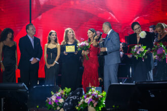 foto omd mamaia constanta festivalul mamaia 2025 a renascut cu o energie noua alaturi de stele din pleiada muzicii romanesti 68ac86977a410
