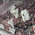 foto semnal de alarma ce au reprezentat bannerele si afisate de rapidisti la meciul cu fc botos 68930fbabb043