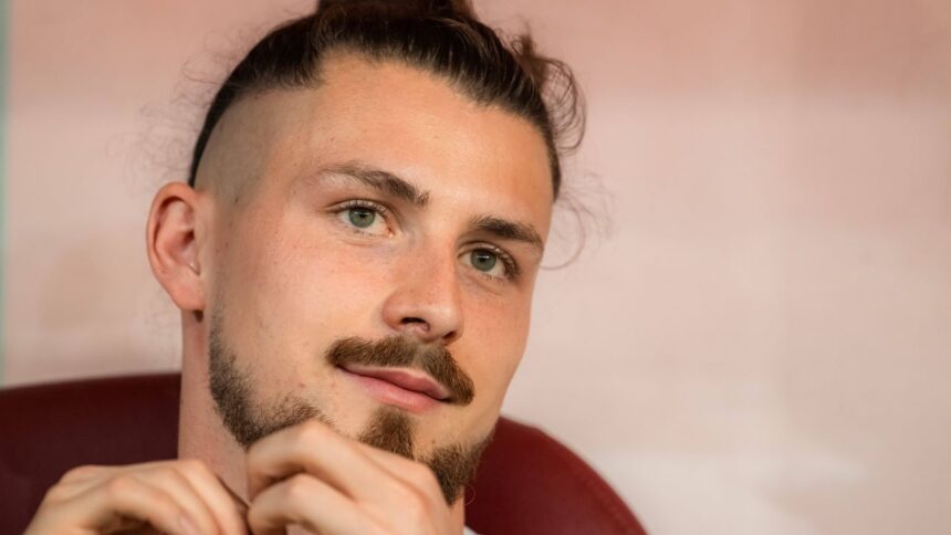 foto si video radu dragusin la udine cu tottenham pentru marele meci cu psg imaginile postate de londonezi 689b586a115ac