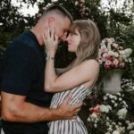 foto taylor swift si iubitul fotbalist s au logodit profesoara voastra de engleza si profesorul vostru de sport se vor casatori 68afe51315d7e