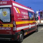 foto unei persoane i s a facut rau in parcarea de la carrefour tom constanta barbatului i se efectueaza protocolul de resuscitare 68b484139962a