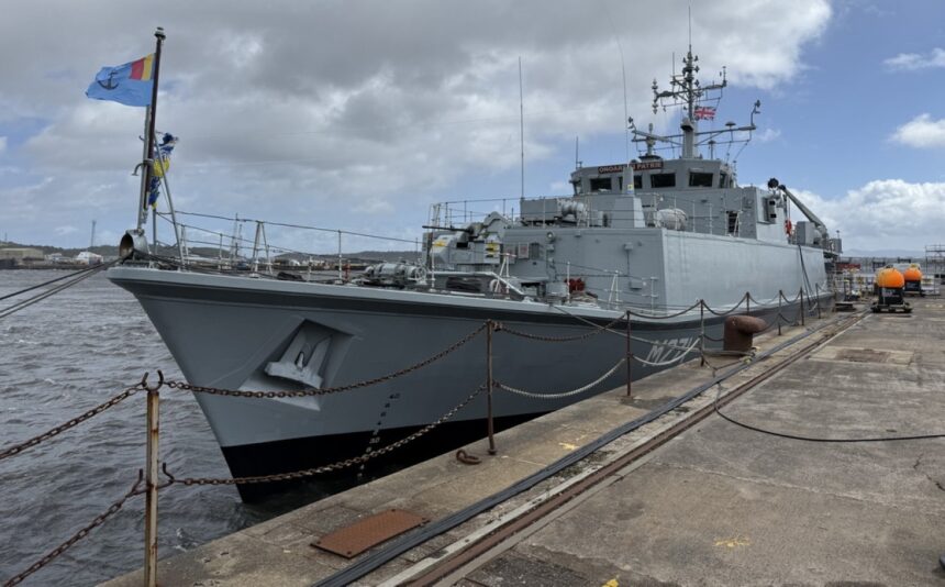 foto vanatorul de mine m 271 capitan constantin dumitrescu a intrat in serviciul fortelor navale romane ceremonia militara a avut loc in scotia 6890e6ebdf423
