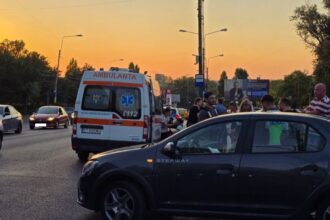 foto video accident pe bulevardul tomis la iesire din constanta o femeie a ajuns la spital iata ce s a intamplat 689f6a54689b8