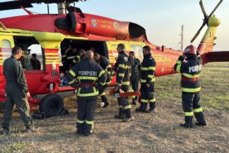 foto video arde padurea in zona chilia veche din tulcea pompierii transportati cu aeronavele aproape de focarele incendiului 6894d781d0461