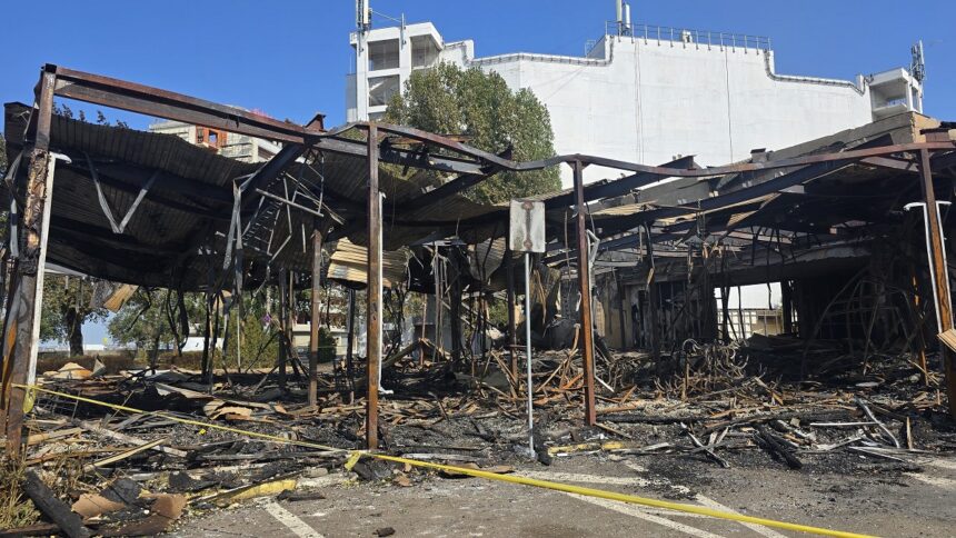 foto video ce a ramas din fostul club bellagio dupa incendiul devastator de joi seara 6895a74e16d9a