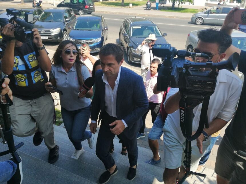 foto video edilul din mangalia cristian radu a ajuns la sediul primariei rascolit dimineata de procurorii dna 68a5b225a5068