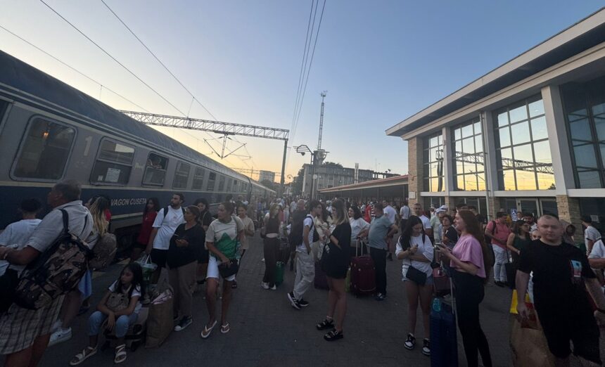 foto video haos in gara constanta dupa intreruperea circulatiei feroviare 68a21633a03f3