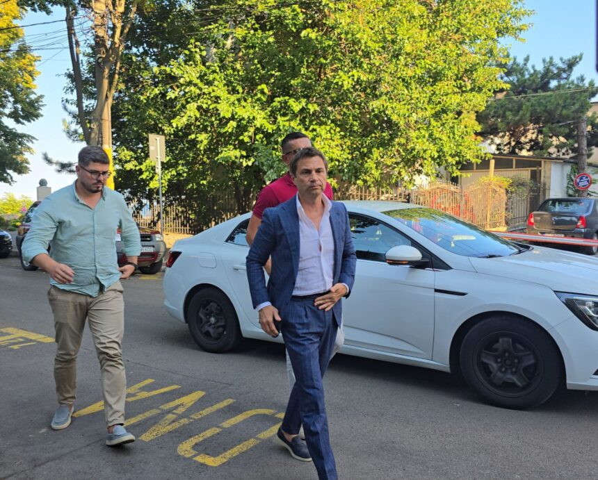 foto video primarul cristian radu a ajuns la dna constanta imagini cu edilul din mangalia intrand in sediul procurorilor anticoruptie 68a5e2eed5830