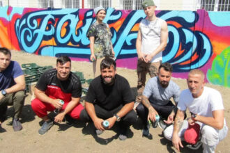 foto zidurile penitenciarului poarta alba au prins culoare detinutii s au transformat in adevarati artisti 689471c531d54