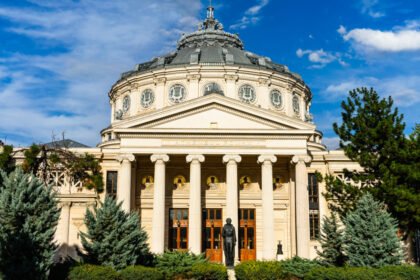 george enescu viata si capodoperele geniului muzicii romanesti a fost admis la conservatorul din viena la varsta de 7 ani 68aa99fcd3ee3