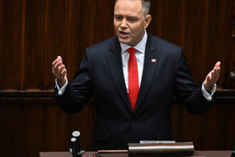 in discursul sau de la inaugurarea mandatului prezidential karol nawroki spune nu imigratiei ilegale si aderarii la euro 68934974410f7