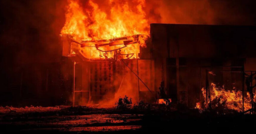 incendiu devastator in insulele marshall cladirea parlamentului a fost mistuita de flacari 68ad659020e6e