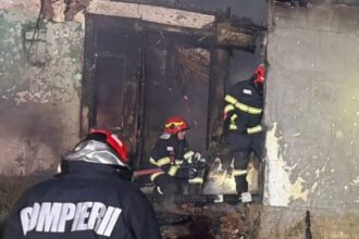 incendiu violent intr un sat din judetul ialomita un barbat a murit carbonizat 68b0291d81a8c