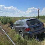 incident feroviar o masina a fost acrosata de un tren la targusor 688f765ae5e77