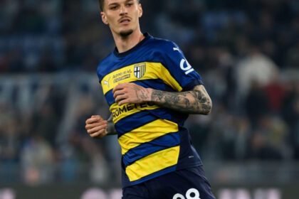 internationalul roman dennis man a semnat cu psv eindhoven 689c37dcd098a