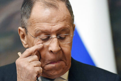 lavrov il lauda pe trump dar ii critica pe liderii europeni vorbesc de armistitiu dar trimit arme ucrainei 68a4557d4177f