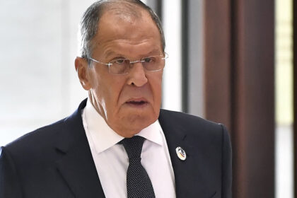 lavrov il lauda pe trump si cearta liderii europeni pentru initiativa de a oferi garantii de securitate ucrainei 68a5c5d63a2c1
