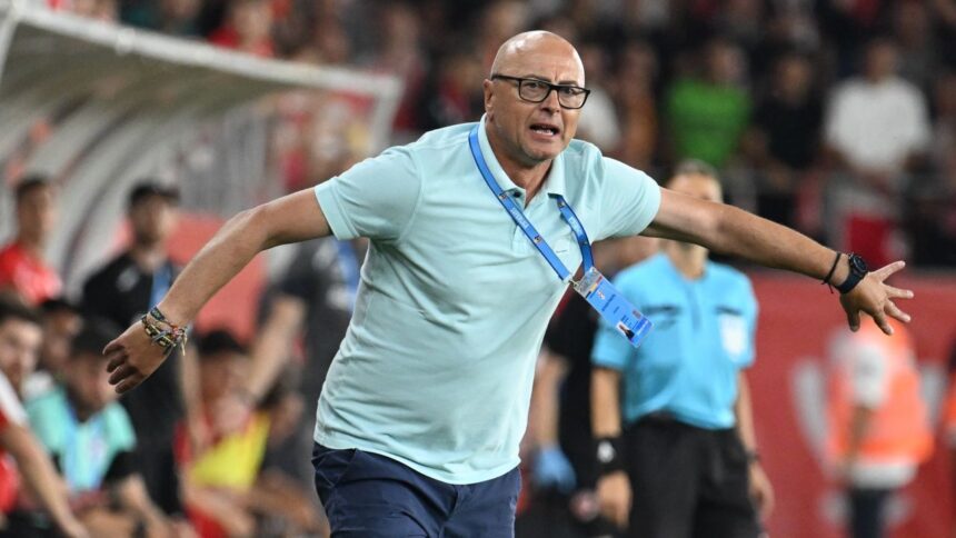 leo grozavu acuza arbitrajul dupa rapid botosani 2 1 n aveau nevoie de ajutor din exterior 689123867e588