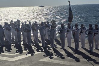 live foto video eroii marinari omagiati de fortele navale romane ceremonie religioasa si militara la monumentul crucea marinarilor 689d7a5681bb5