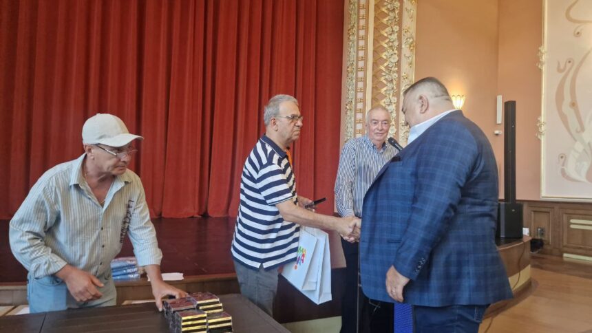live foto video rugbistii din constanta revedere de suflet la cazino primarul vergil chitac vicele cjc razvan filipescu si presedintele camerei de comert mihai daraban printre invitati 688dd305e985e