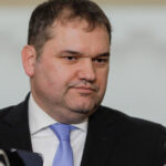 ministrul cseke attila anunta desfiintarea a zeci de mii de posturi din administratia locala concedieri vor avea loc si la guvern 68ae8c8e4186c