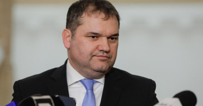 ministrul cseke attila anunta desfiintarea a zeci de mii de posturi din administratia locala concedieri vor avea loc si la guvern 68ae8c8e4186c