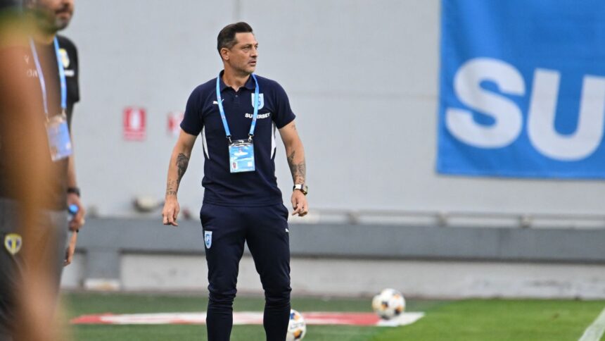 mirel radoi o noua criza de nervi pe banca universitatii craiova a lovit cu pumnul banca de rezerve 68ab55934cc37