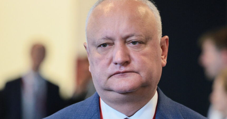 mitropolia kievului subordonata patriarhiei ruse dezminte pretinsa decorare a lui igor dodon 68ab45420e683