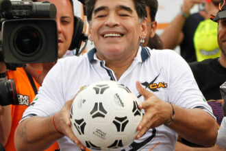 mostenitorii lui diego maradona castiga batalia pentru marca inregistrata impotriva surorilor sale o poveste plina de intrigi 6894d3383cd4a