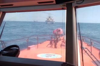 nava sar artemis a intervenit pentru evacuarea medicala a unui marinar in rada portului constanta 689f35194da0c