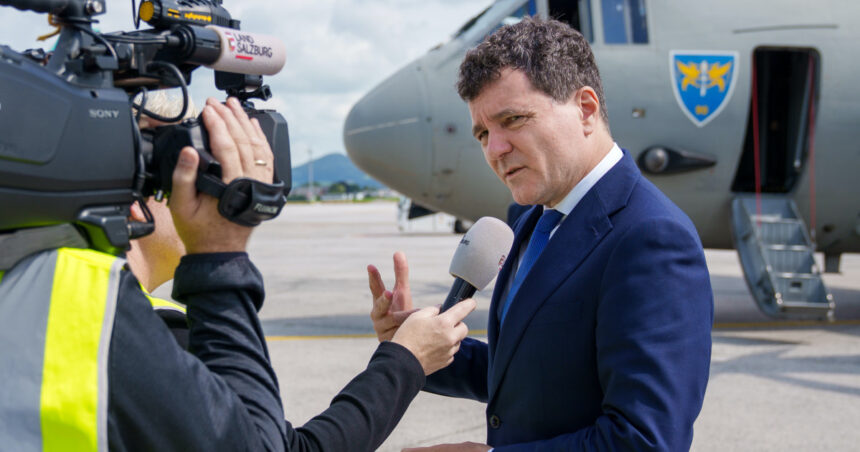 nicusor dan marele absent de la ceremoniile de ziua marinei romane acest moment special ne apropie oriunde ne am afla 689efb80f373b