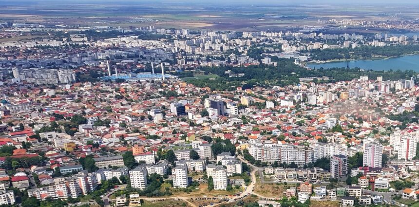 o constanteanca ramane fara apartamentul din piata chiliei din cauza unor datorii pe care le a acumulat la asociatia de proprietari 68ae8cb89cdcc