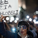 o jurnalista din georgia a fost condamnata la 2 ani de inchisoare pentru ca a lovit un politist 6893af7ce18fe