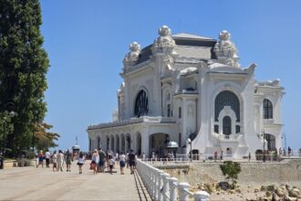 pe urmele lui jean constantin tur cutural organizat marti de centrul cultural judetean constanta teodor t burada 68904bd320395