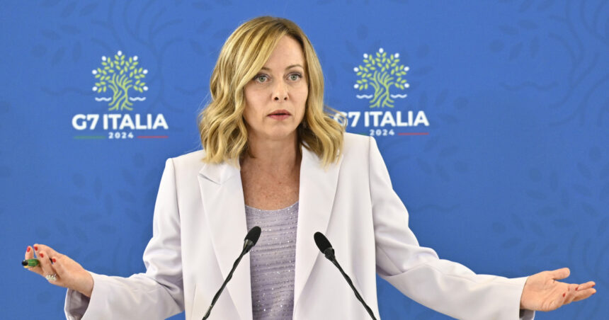 premierul italian giorgia meloni tinta unui site pentru adulti fotografii trucate cu femei celebre publicate online 68b15fc5ba4f2