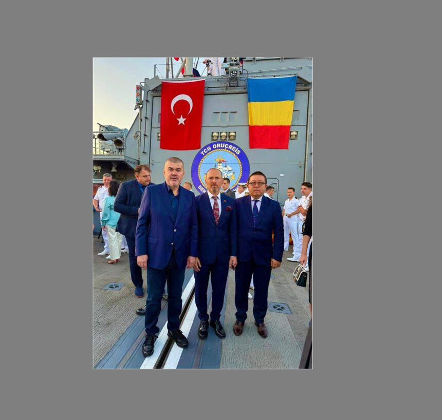 presedintele udttmr gelil eserghep prezent la receptia organizata la bordul fregatei orucreis prezenta la constanta iata cine a mai participat la eveniment 689eeada49fd8