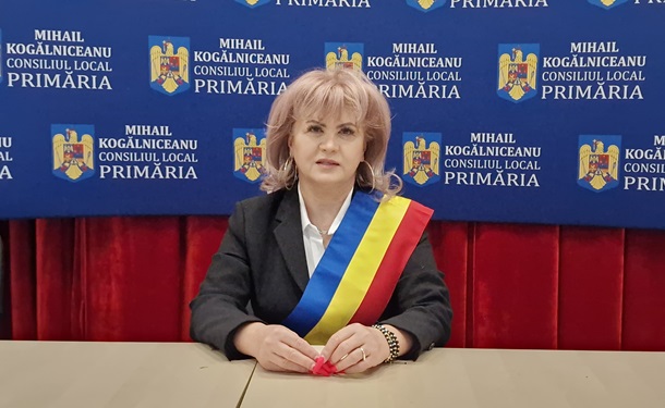 primarul comunei mihail kogalniceanu ancuta belu la ceas aniversar 68aff9089e8cc