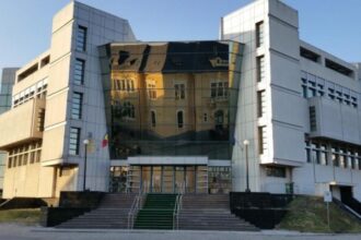 proteste in justitie fata de noua lege a pensiilor de serviciu magistratii constanteni au suspendat solutionarea cauzelor 68ae21370eb4d