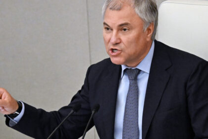 putin il trimite pe seful deputatilor rusi in coreea de nord ce va face acesta la phenian 689b0881adbd8