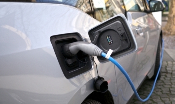 rabla 2025 cat vor primi romanii pentru masinile electrice si hibride 68a88b289d087