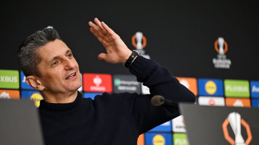 razvan lucescu singur impotriva tuturor paok nu va avea suporteri cu rijeka in play off ul europa league 68a35679cfd56