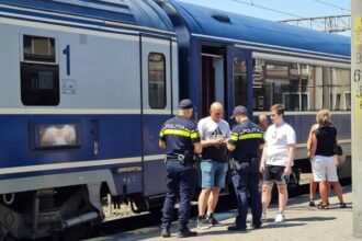 reprezentantii cfr si politistii constanteni actiuni in statiile de cale ferata au aplicat peste 100 de amenzi 689b41c9711d0