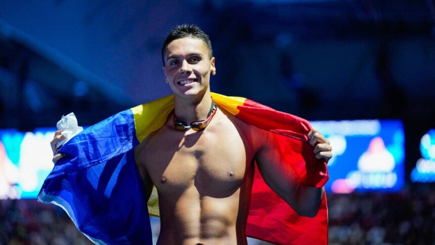 romanii alaturi de david popovici ce a simtit camelia potec in timpul campionatului mondial de natatie din singapore 688f491f82380