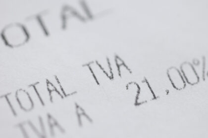 romanii au primit facturi cu tva majorat la 21 din iulie in loc de august pentru mai multe servicii cum se explica situatia 68a865121d43f