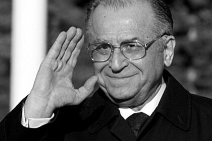 romanii ii pot aduce un ultim omagiu lui ion iliescu programul ceremoniilor stabilite de guvern in cadrul funeraliilor de stat 6892db057c737