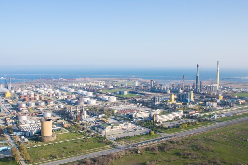 rompetrol rafinare investeste in oameni si tehnologie simulator pentru operatori instalat in petromidia 68a7435f22c55
