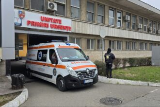 scandal pe bulevardul alexandru lapusneanu din constanta un barbat a ajuns la psihiatrie dupa ce a batut pe strada un barbat 688f8f4840553