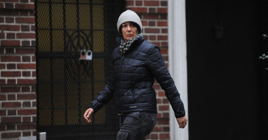 scandalul epstein ghislaine maxwell mutata intr un penitenciar cu regim mai lejer trump spune ca nu i a fost cerut sa o gratieze 688db9d089d0b